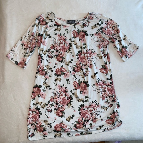 Floral Maternity Top - Picture 2 of 4